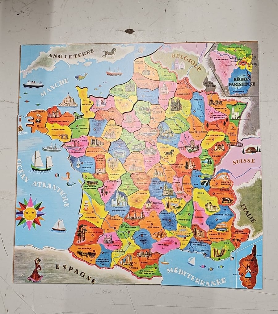 Puzzle France par départements - NATHAN