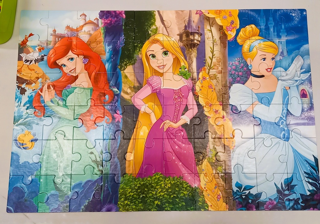 Puzzle "Disney princesse" 60P - CLEMENTONi 