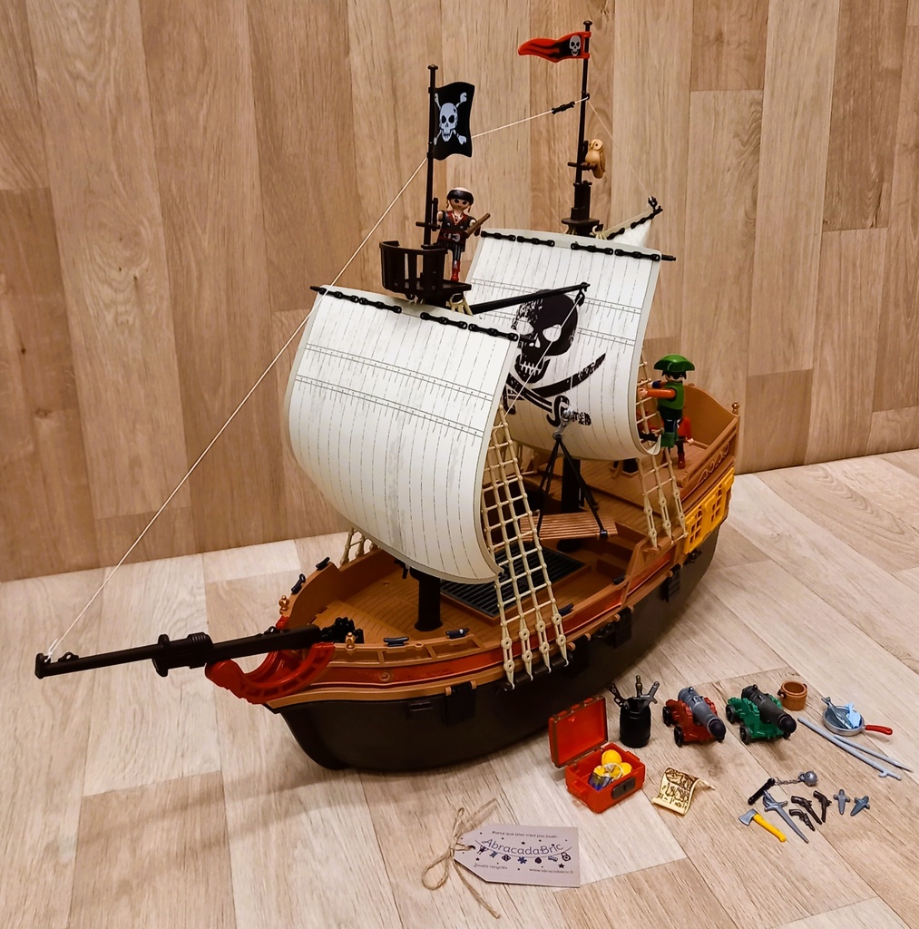 Le bateau d'attaque de pirates - PLAYMOBIL 