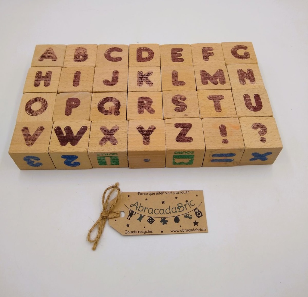 Cubes en bois lettres & chiffres vintage