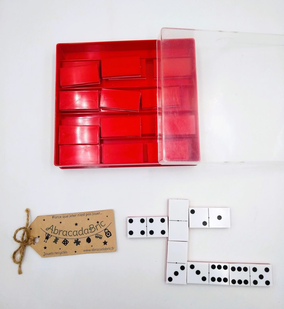 Dominos en plastique rouge - MiLLET & FORESTiER