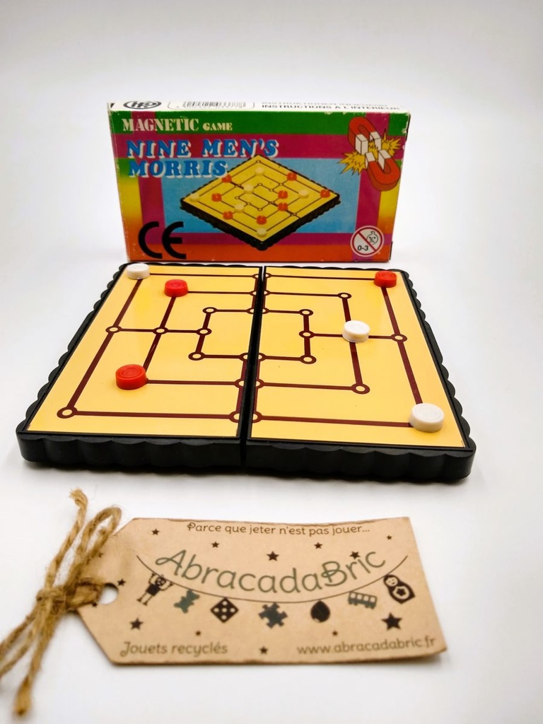 Nine Men's Morris - MAGNETiC GAME