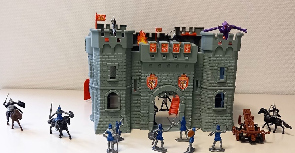 Château de noir dragon - MAXiTOYS