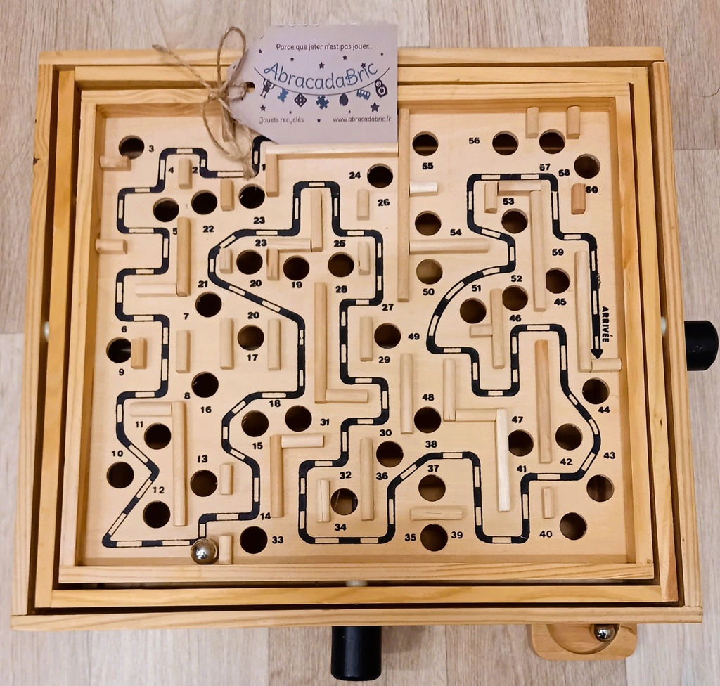 Labyrinthe en bois