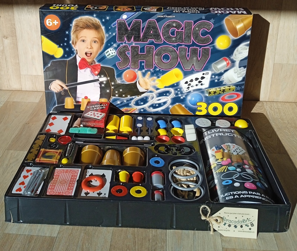 Magic show - HANK PANKY