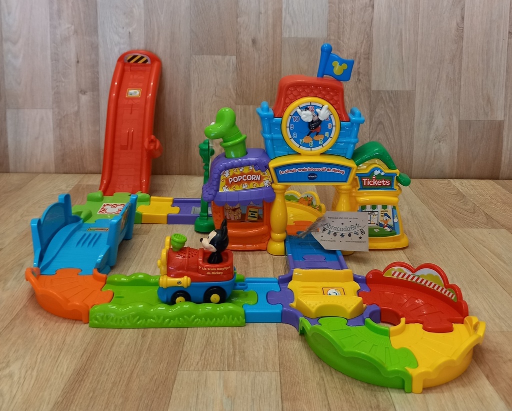 Le circuit train interactif de Mickey Tut tut bolides - VTECH