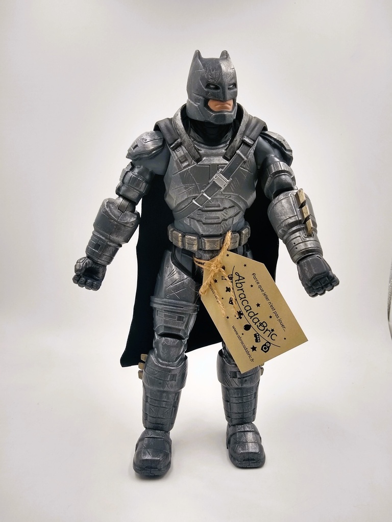 Batman gris 30cm - DC COMiCS