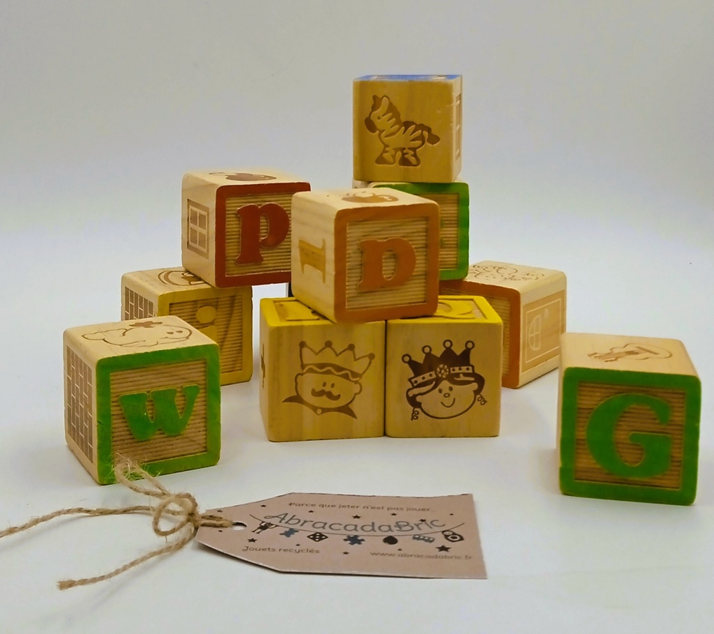 Cubes en bois alphabet chiffres & images x26
