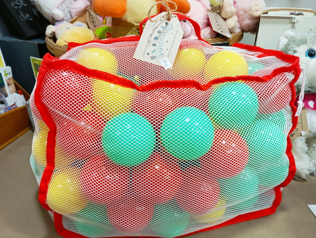 Sac de balles colorées