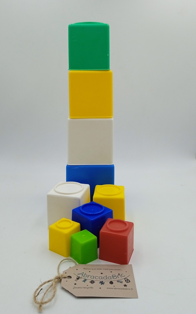 Cubes empilables