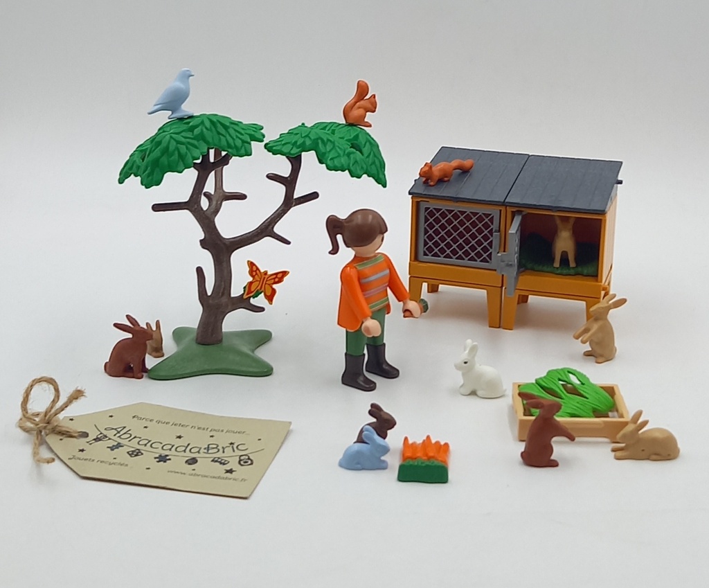  Enfant et lapins dans leur enclos n°71252 - PLAYMOBiL 