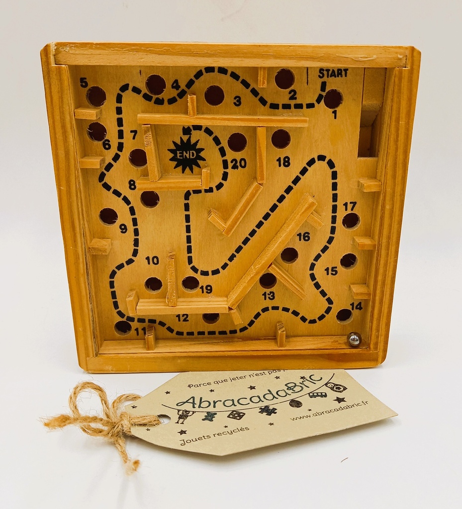 Labyrinthe en bois 