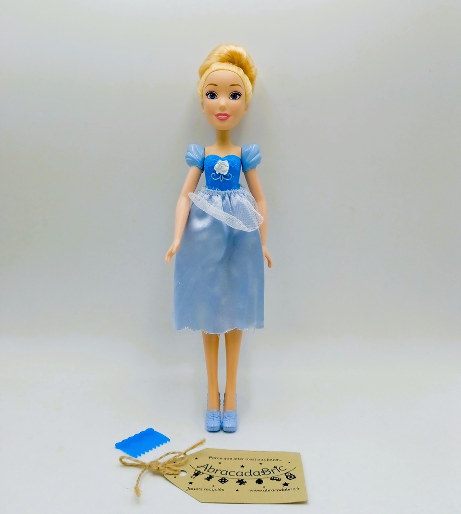 Poupée princesse cendrillon-DiSNEY