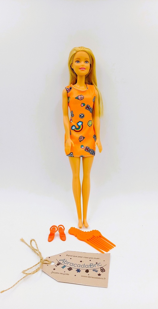 Barbie avec robe orange - MATTEL  