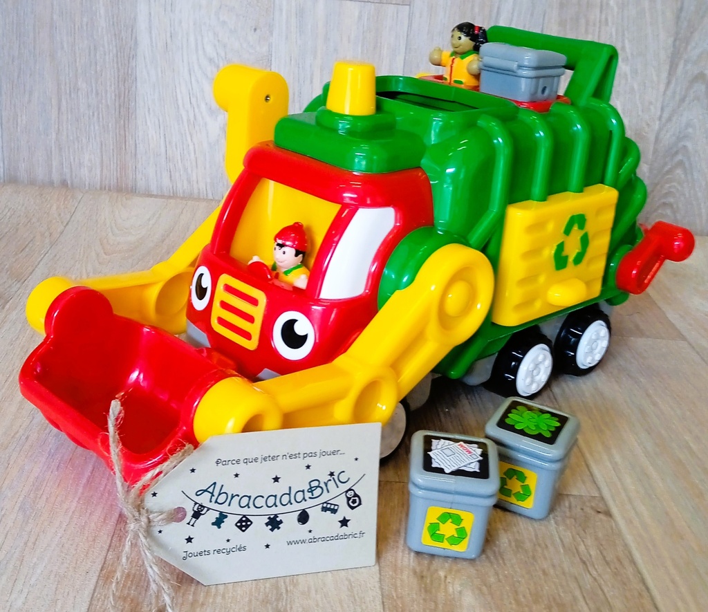 Fred le camion de poubelle - WOW  