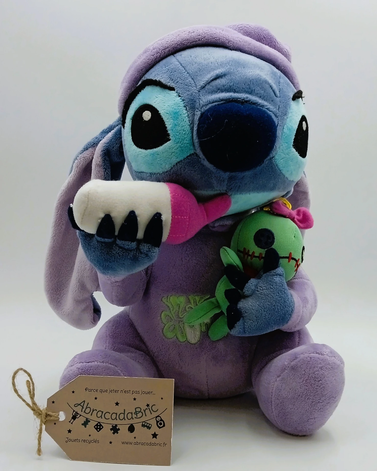 Peluche Bébé Stitch avec son doudou souillon 26cm-DiSNEY