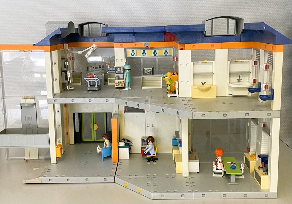 L'hôpital - PLAYMOBiL