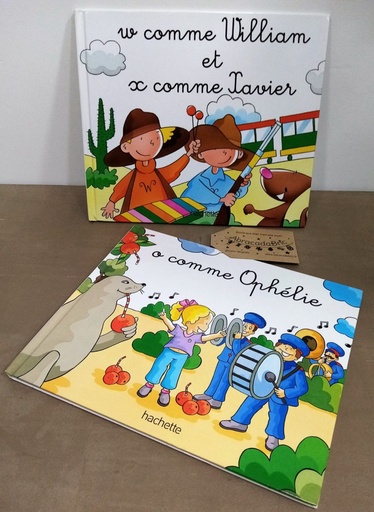 Lot x2 "w comme william" "o comme ophelie" - HACHETTE