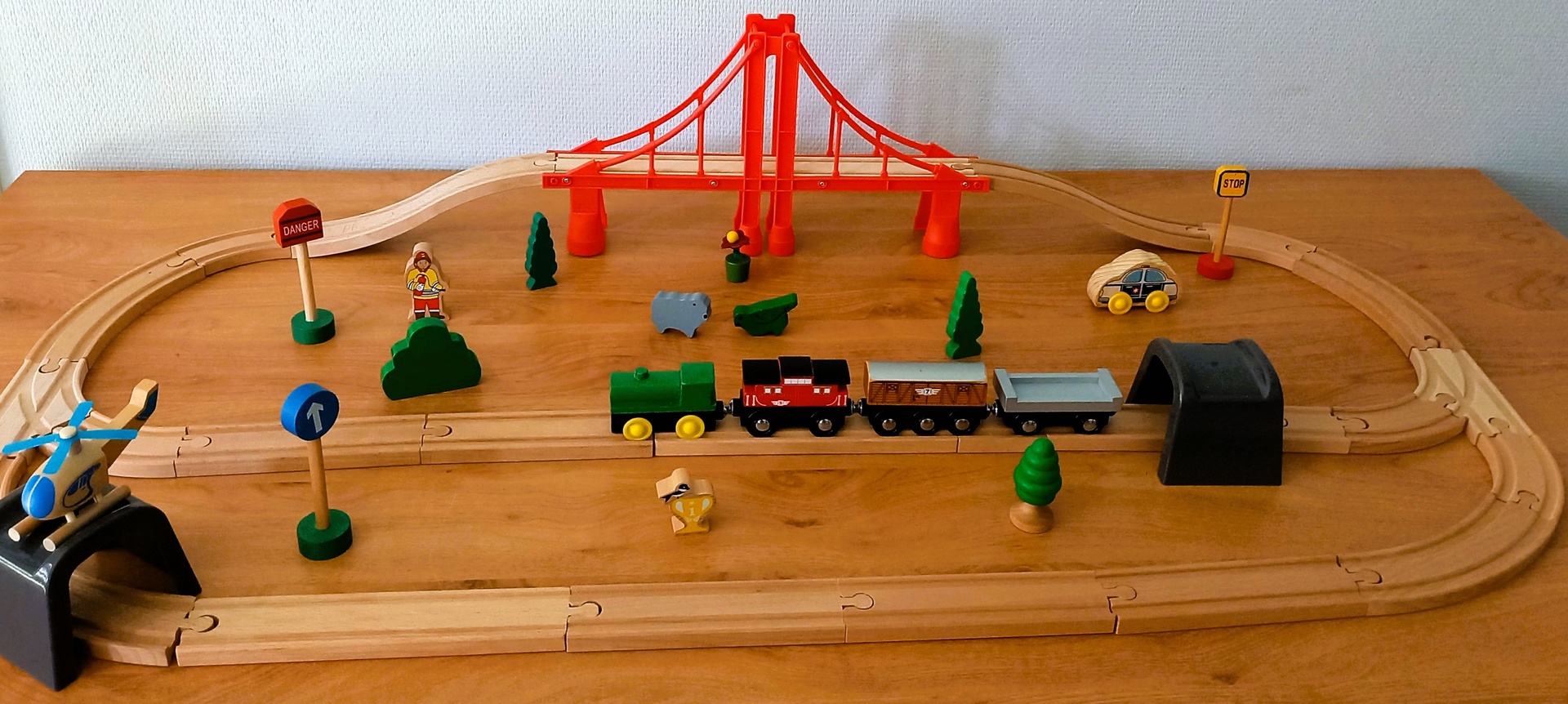 Circuit De Train SNCF En Bois BILOBA - 90 Pièces - Pour Enfants 3-4 Ans - Occasion