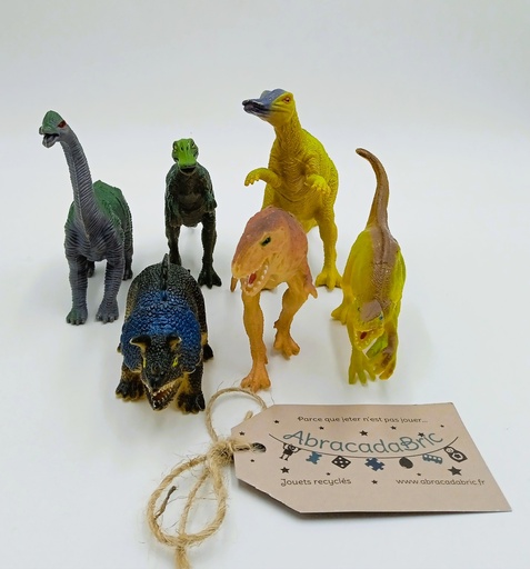 Lot 6 figurines dinosaures