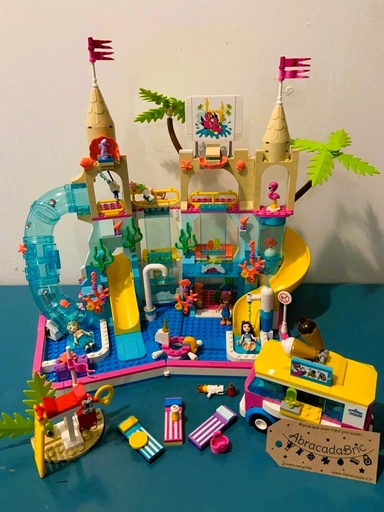 Parc aquatique "Plaisir d'été" - LEGO FRiENDS