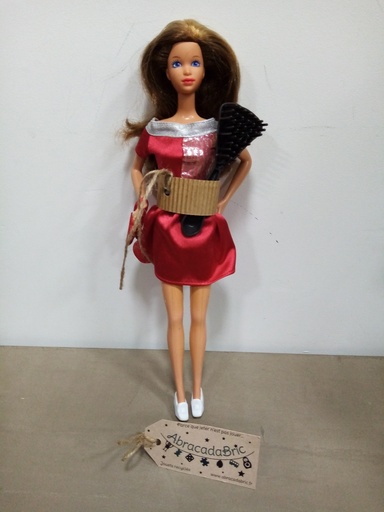 Barbie vintage en robe rouge - MATTEL