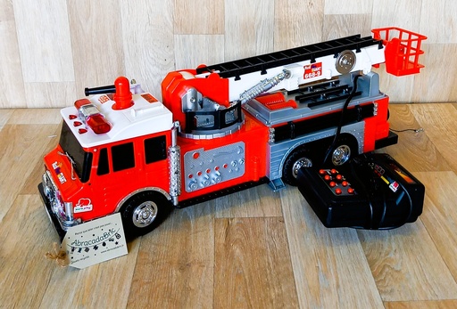 Camion de pompier Red Giant 668-9 vintage - EURO PLAY