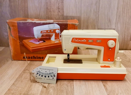 Machine à coudre Vintage 70's - MA COUSETTE
