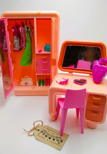 Dressing et coiffeuse Barbie rose vintage - MATTEL 