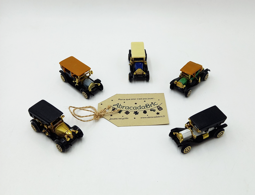 Lot de 5 petites voitures début du XXème siècle 