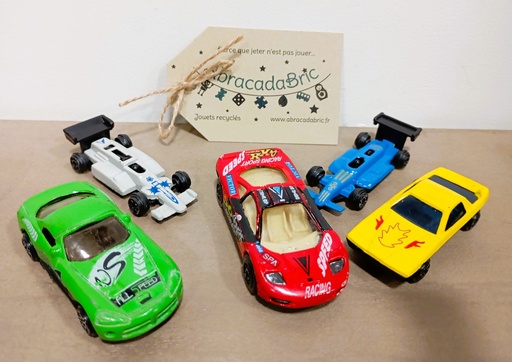 Lot x5 p'tites voitures de course