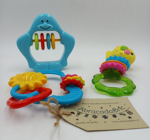 Lot 3 hochets - FiSHER PRiCE 
