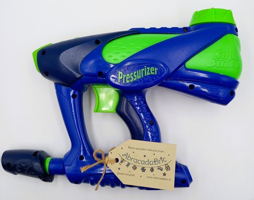 Super soaker liquidator - HASBRO