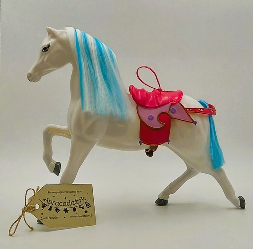 Cheval blanc avec sa scelle - 27 cm - MDD