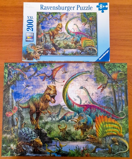 Puzzle "Le royaume des dinosaures" 200p - RAVENSBURGER  