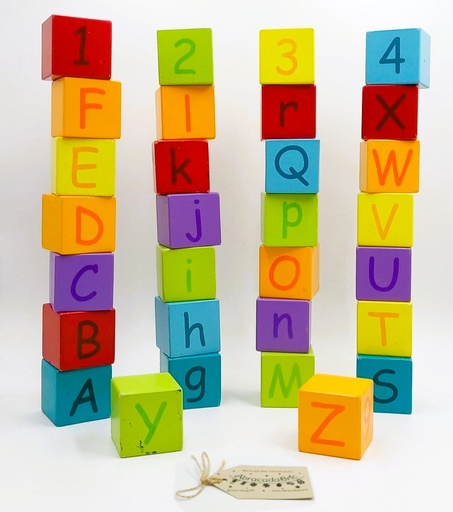 Cubes en bois alphabet et chiffres