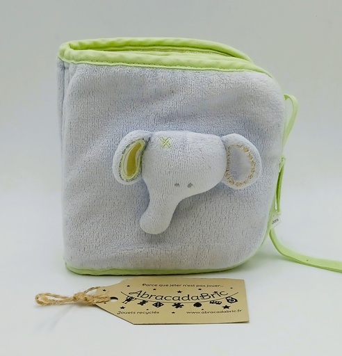 Livre doudou sensoriel en tissu