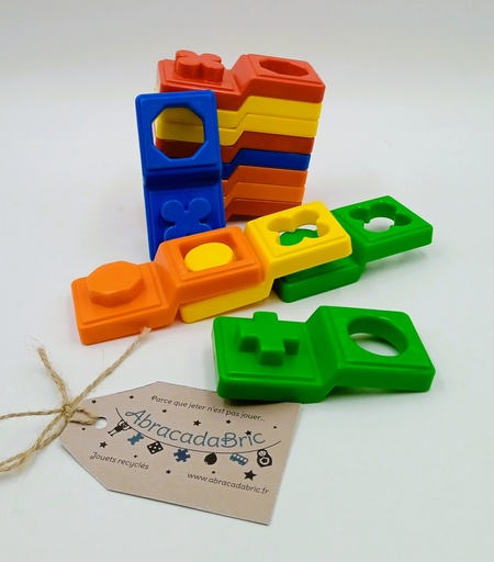 Jeu d'encastrement