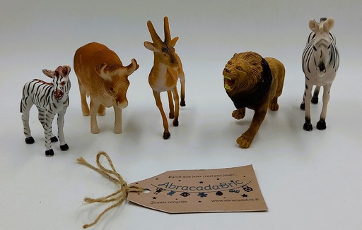 Lot x5 figurines d'animaux d'Afrique