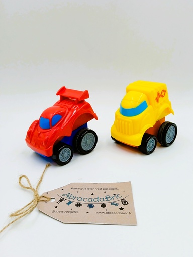 2 voitures à friction  