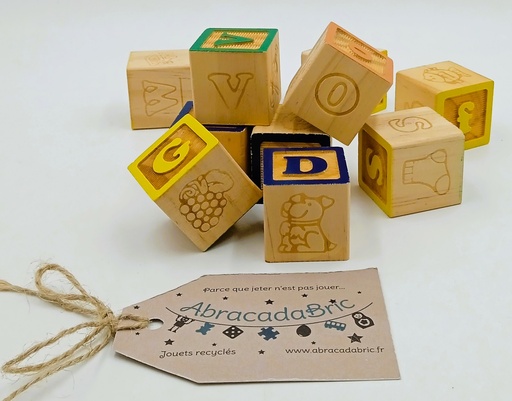 Cubes en bois alphabet chiffres & images x26 
