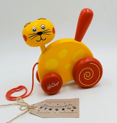 Chat à tirer en bois - HAMLEYS